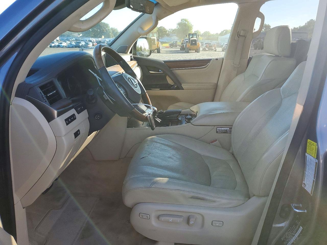 2017 Lexus Lx 570 - Фото 7