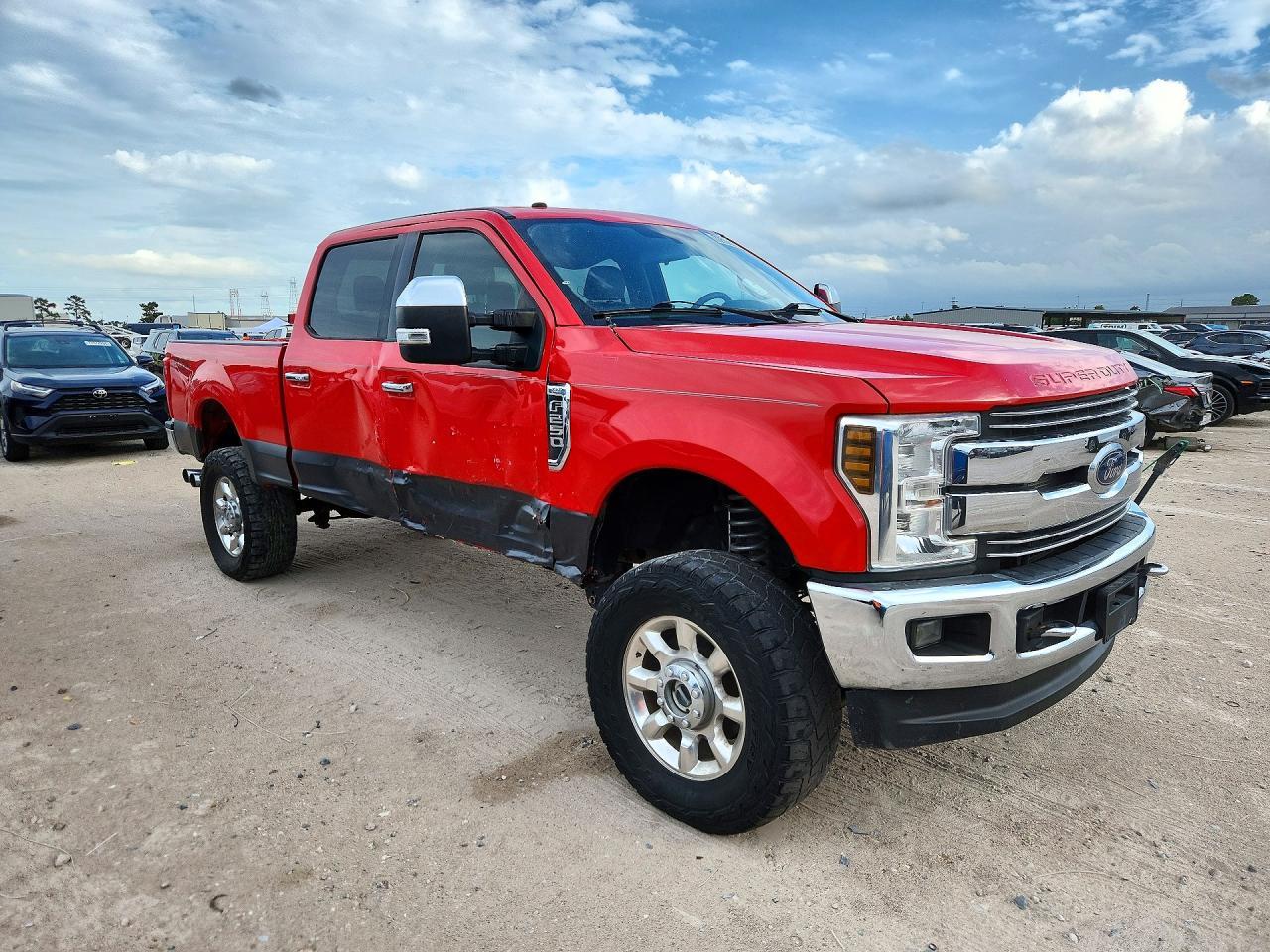 2019 Ford F250 Super Duty - Фото 4