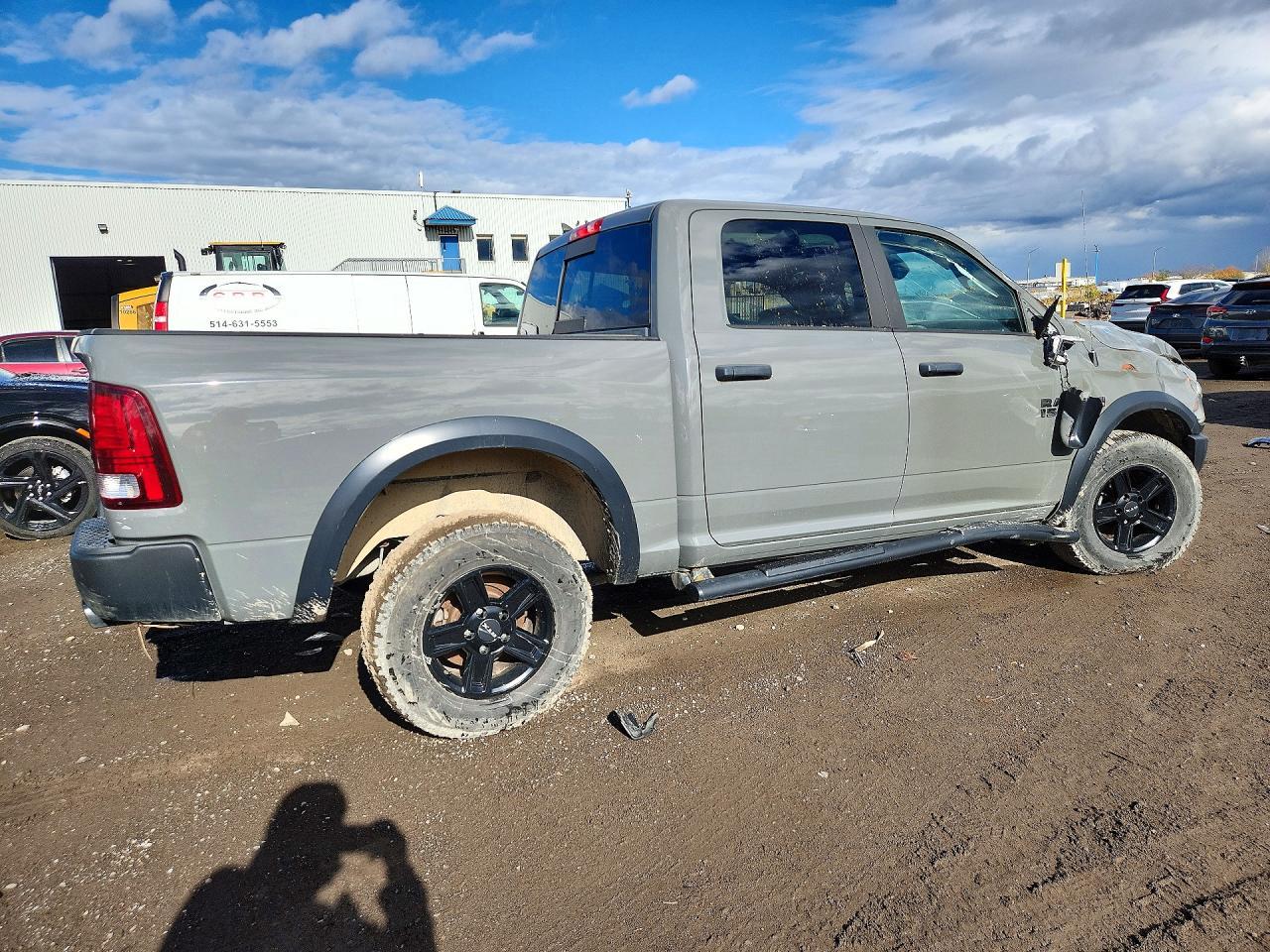 2022 Ram 1500 Classic Slt - Image 3