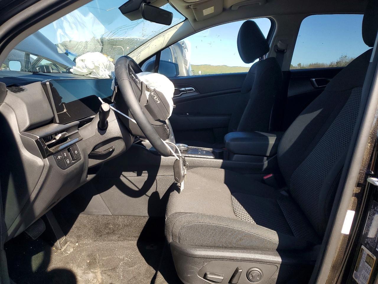 2026 Kia Sportage S - Фото 7