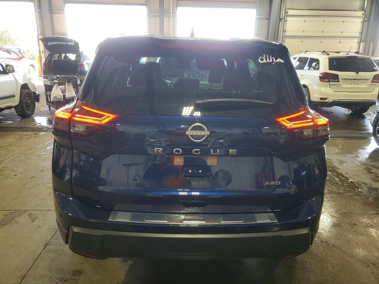 2025 Nissan Rogue Sv - Фото 6