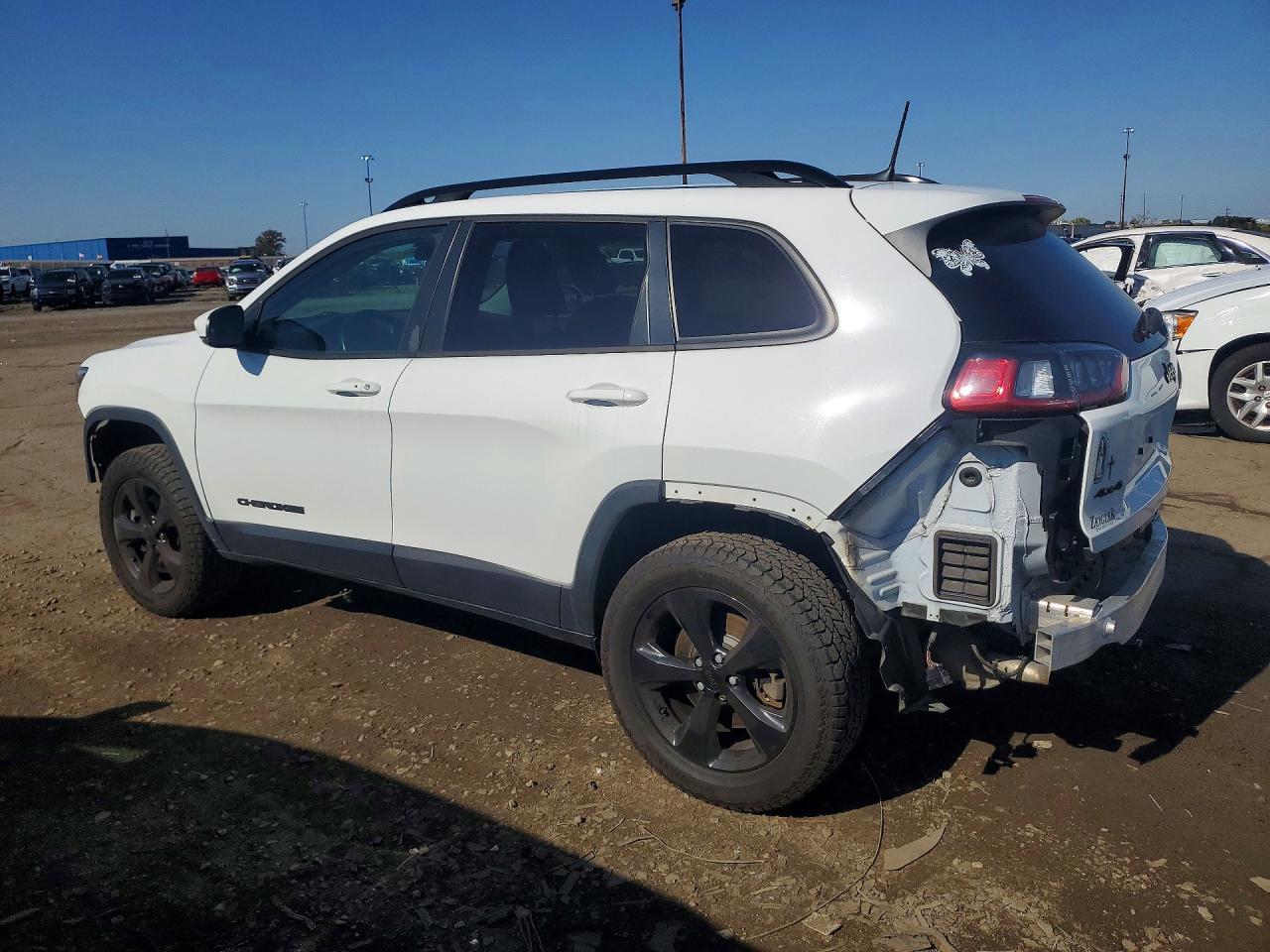 2019 Jeep Cherokee Latitude Plus - Фото 2