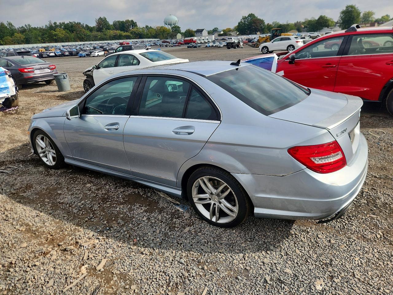 2013 Mercedes-Benz C 300 4Matic - Фото 2