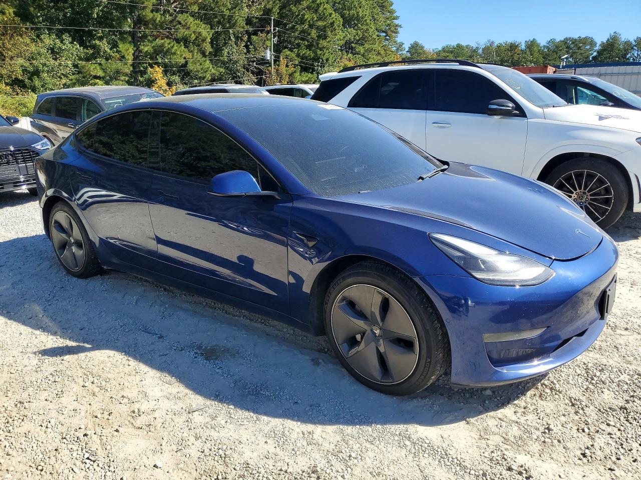2021 Tesla Model 3 - Фото 4