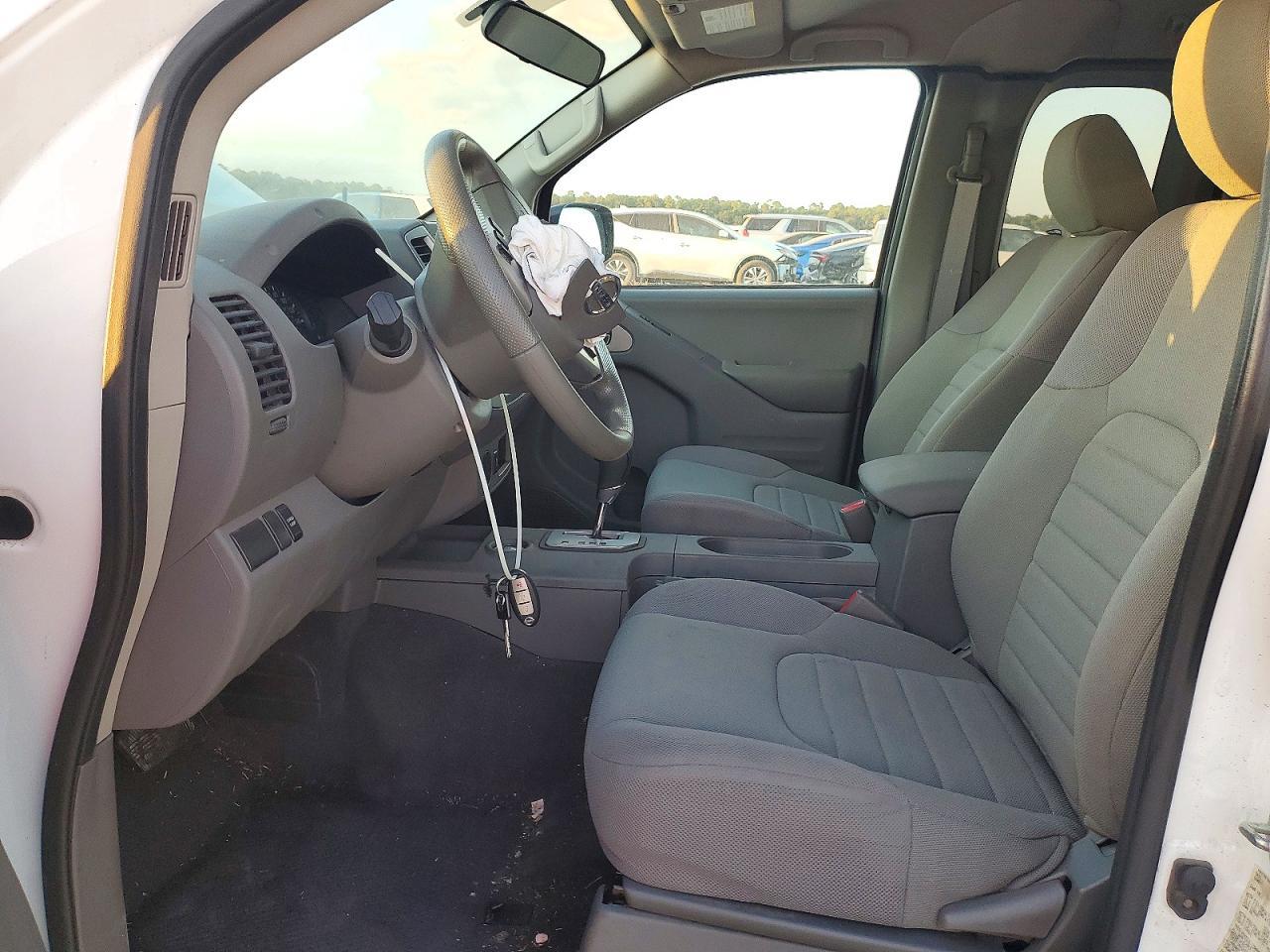 2020 Nissan Frontier S - Image 7