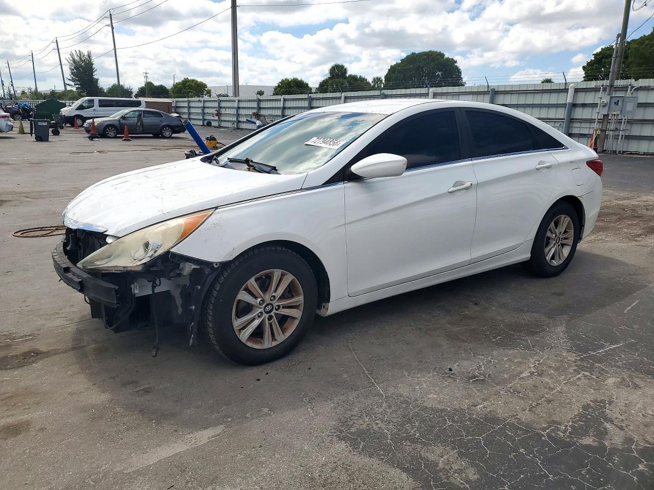 2013 Hyundai Sonata Gls