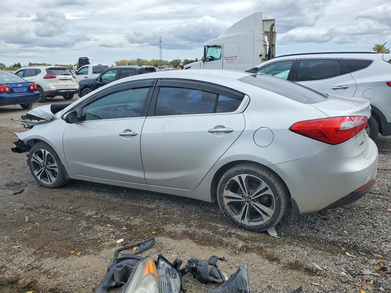 2014 Kia Forte Ex - Image 2
