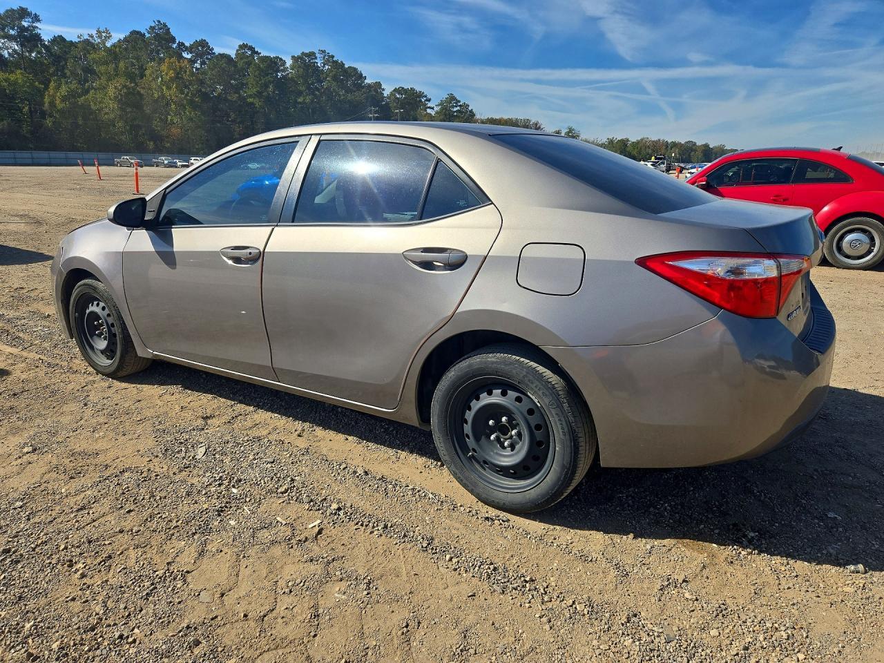 2016 Toyota Corolla Le - Фото 2