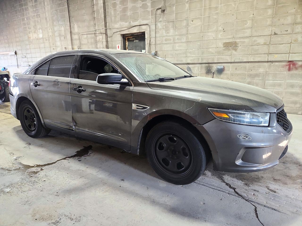2015 Ford Taurus Police Interceptor - Фото 4