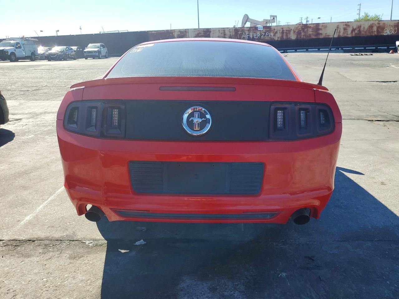 2014 Ford Mustang - Image 6