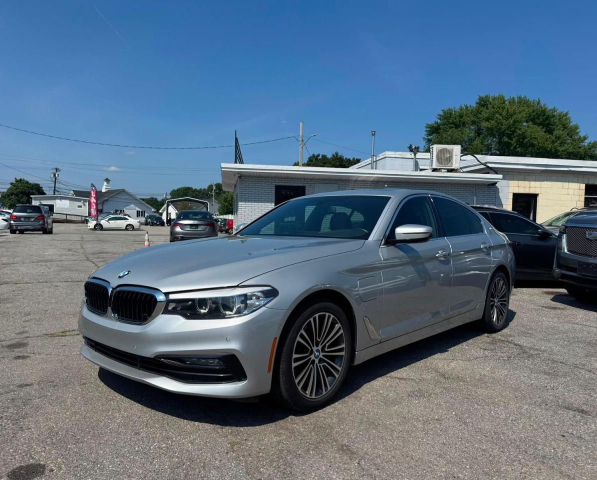 2018 BMW 530E xDrive Iperformance - Фото 2