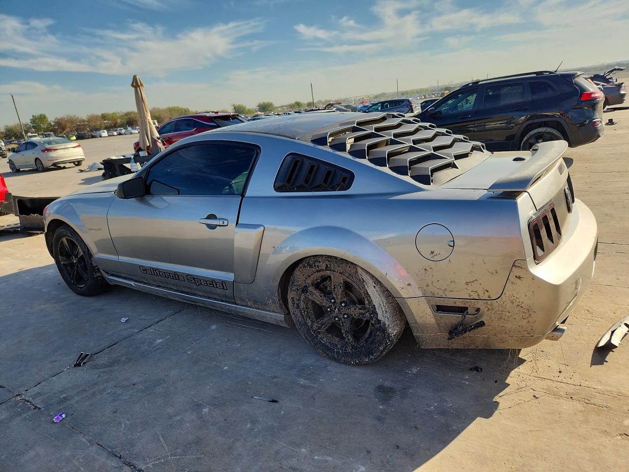2011 Ford Mustang Gt - Фото 2