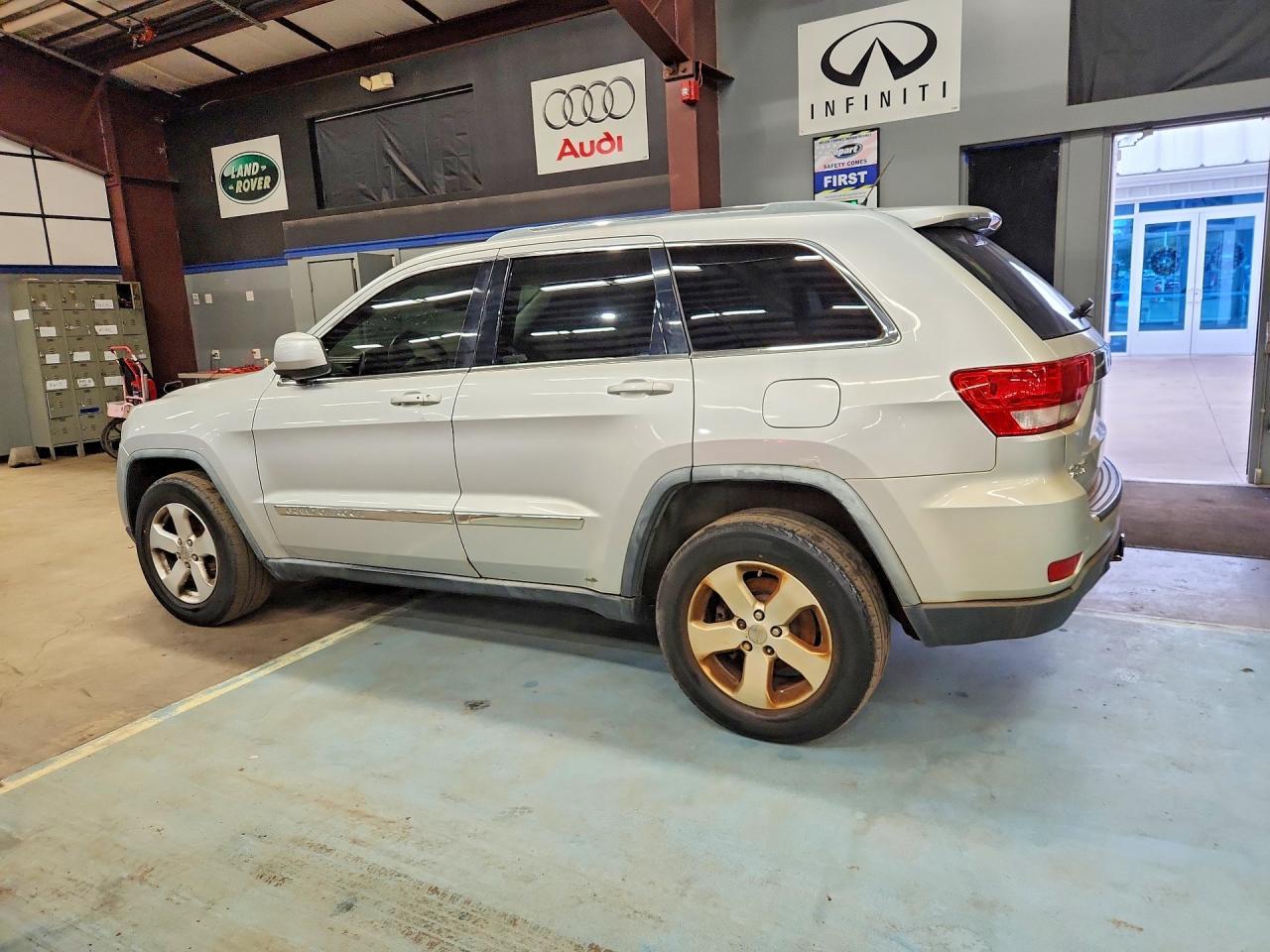 2012 Jeep Grand Cherokee Laredo - Image 2