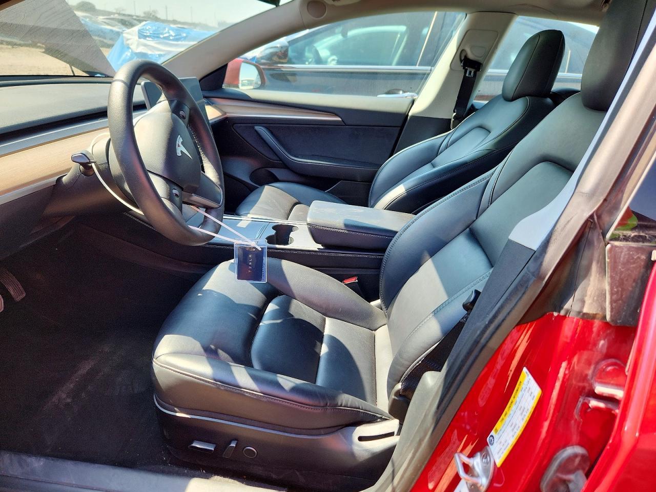 2023 Tesla Model 3 - Фото 7