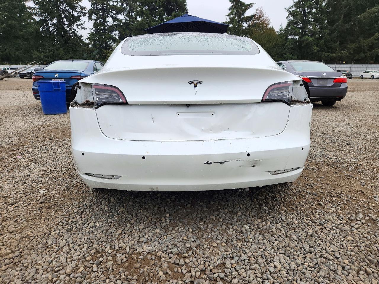 2020 Tesla Model 3 - Фото 6