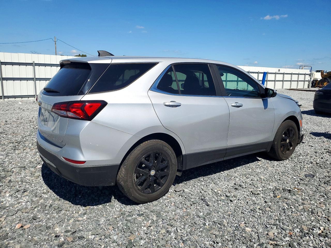 2022 Chevrolet Equinox Lt - Фото 3