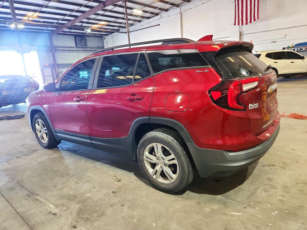 2022 GMC Terrain Sle - Фото 2