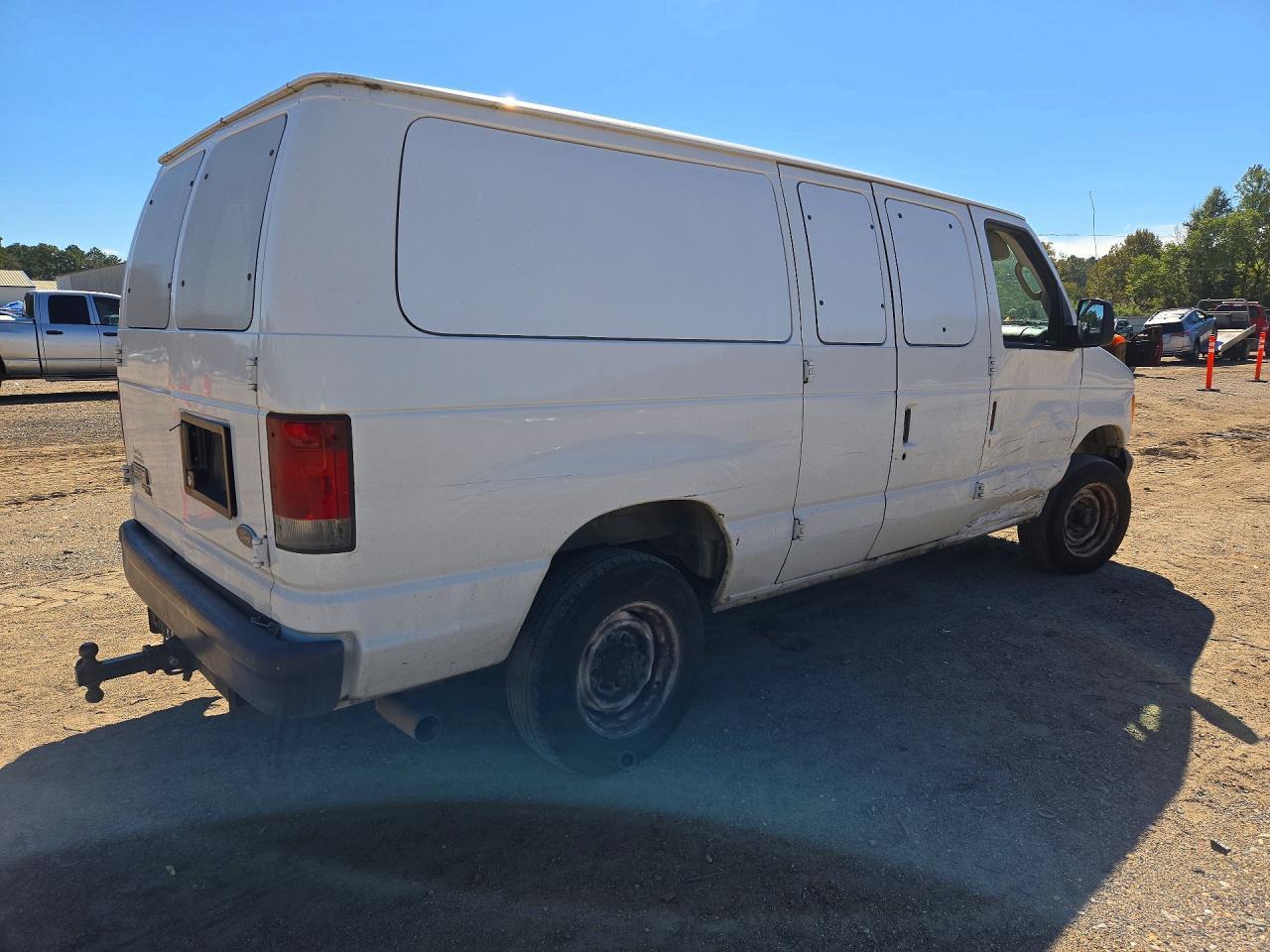 2007 Ford Econoline E350 Super Duty Wagon - Фото 3