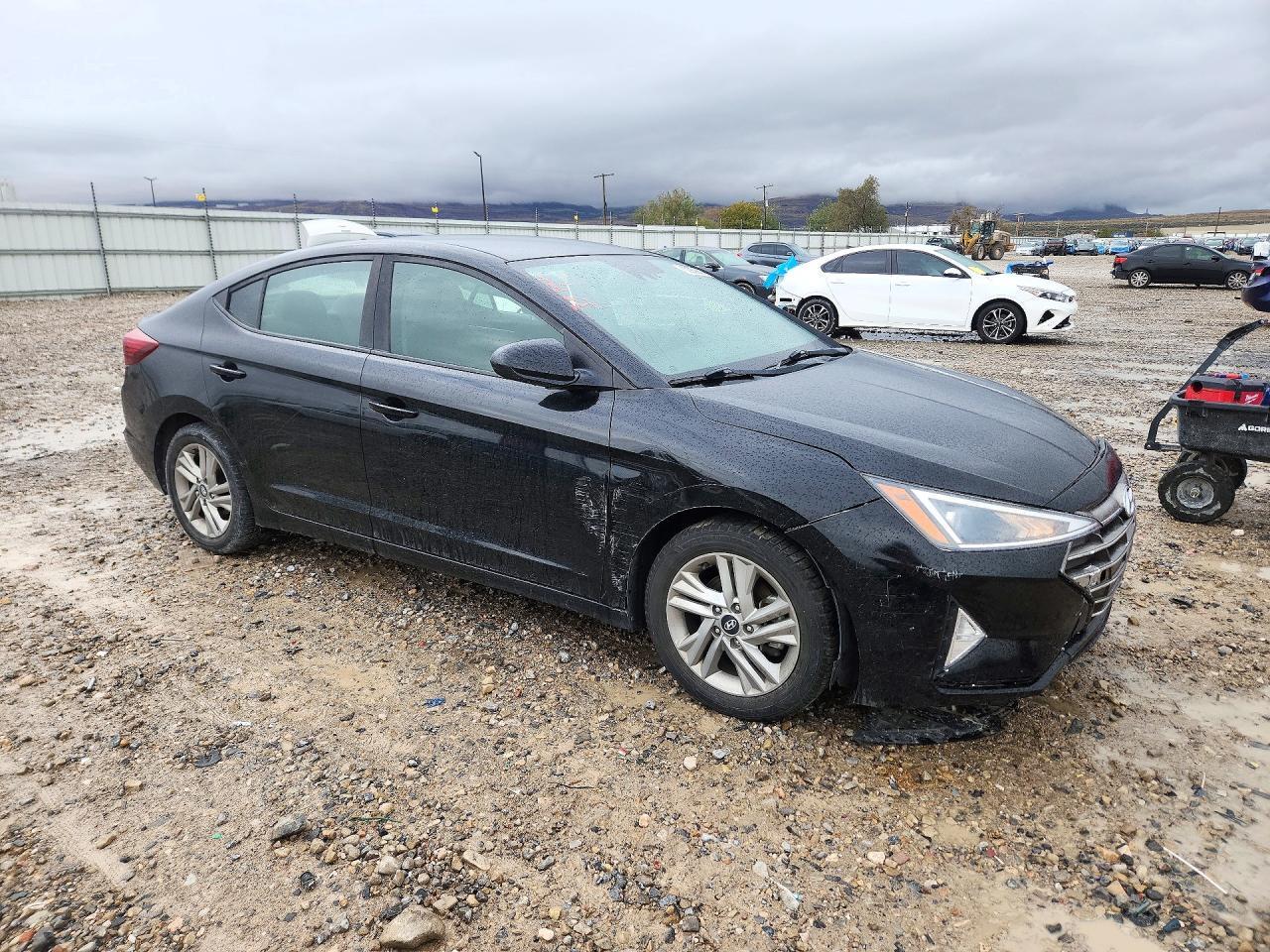 2019 Hyundai Elantra Sel - Image 4