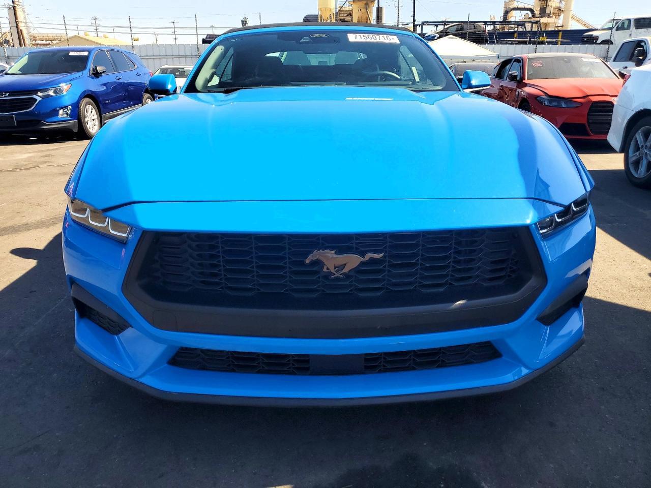 2024 Ford Mustang - Image 5