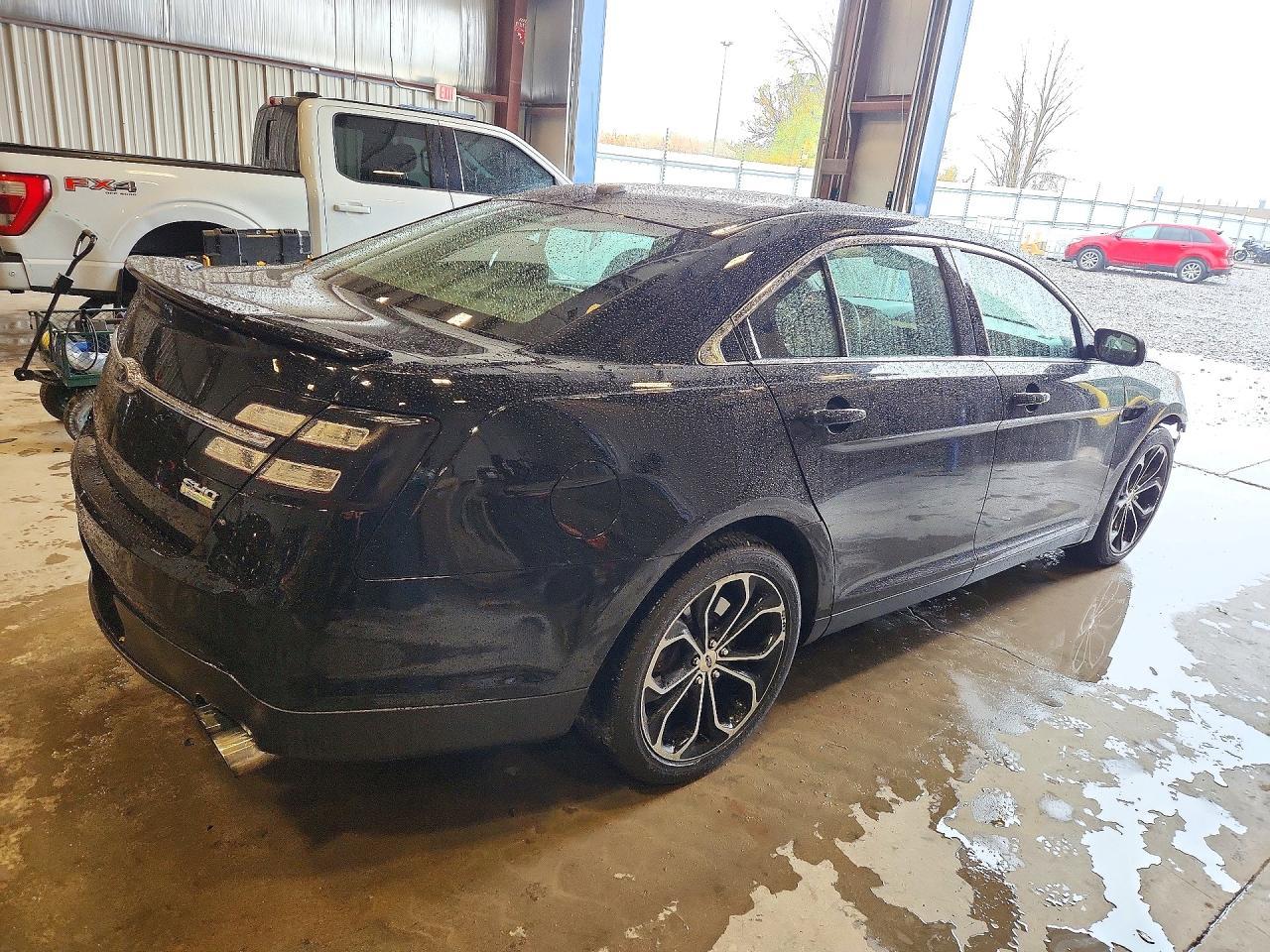 2016 Ford Taurus Sho - Image 3