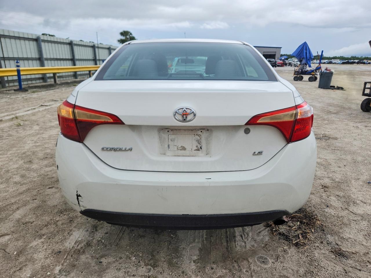 2016 Toyota Corolla L - Фото 6