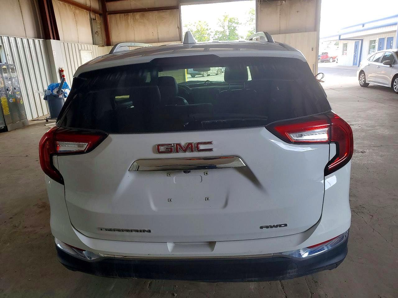 2023 GMC Terrain Slt - Фото 6