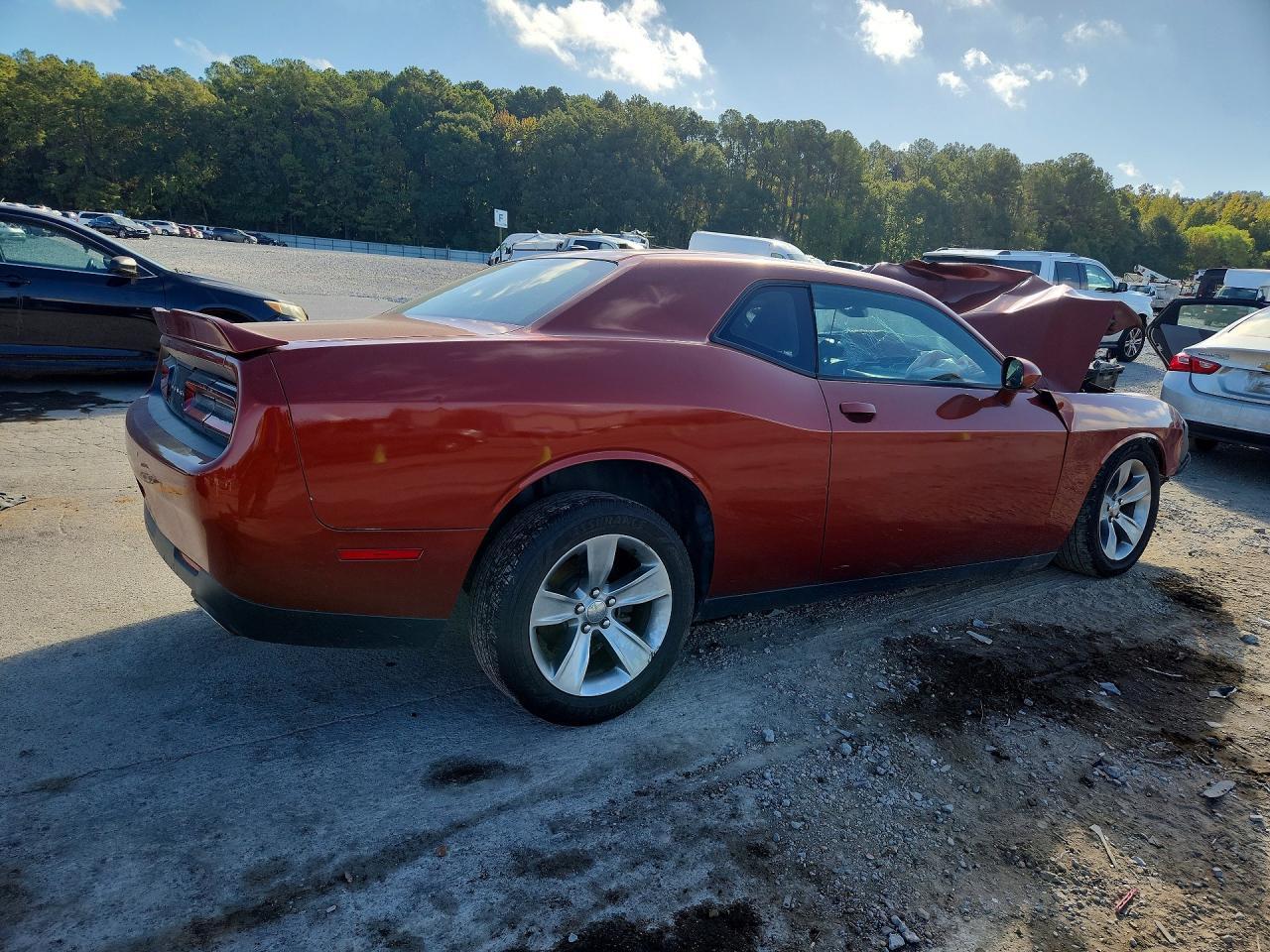 2021 Dodge Challenger - Image 3