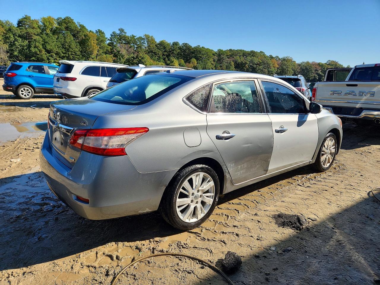 2013 Nissan Sentra S - Фото 3