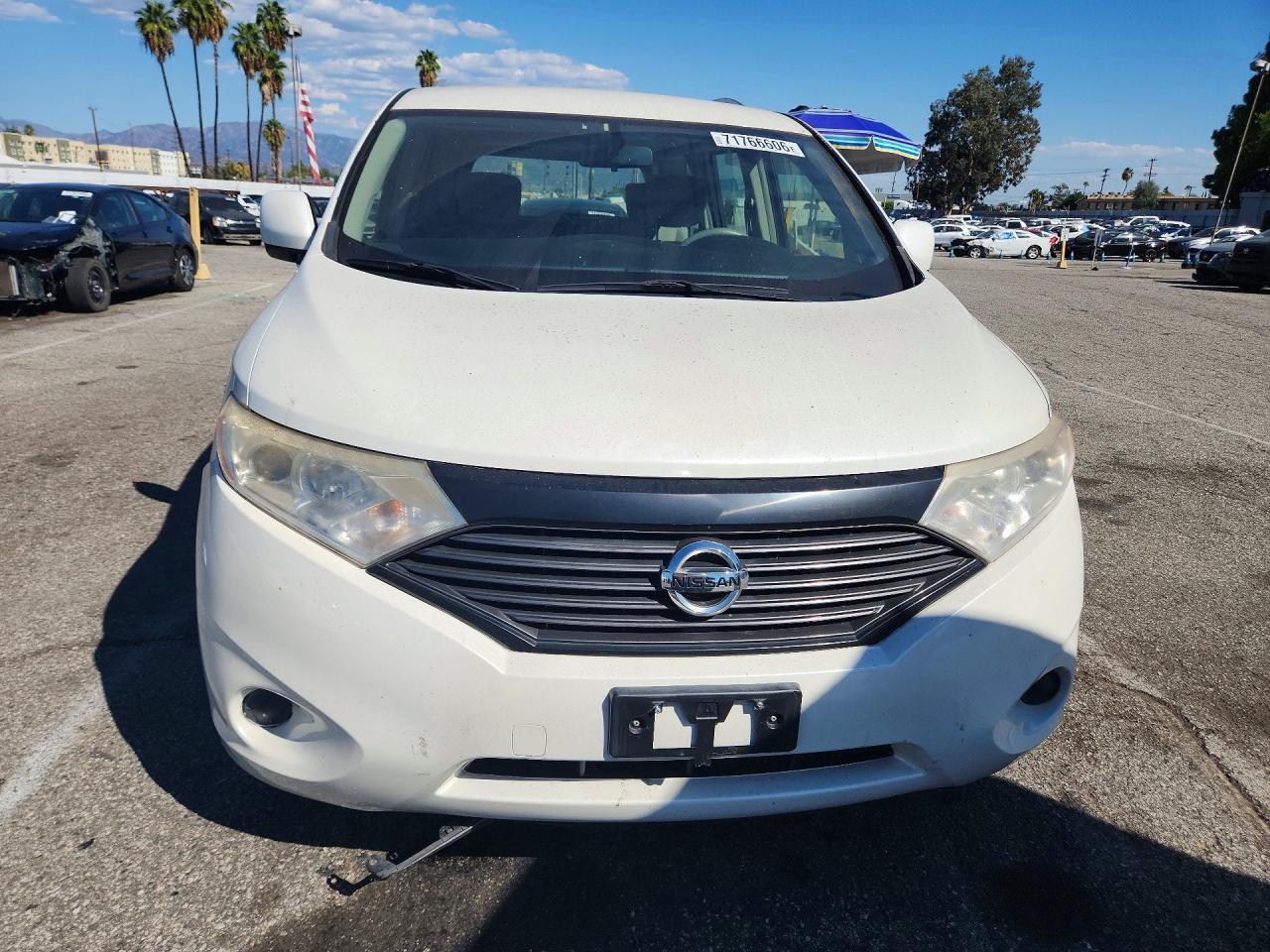 2014 Nissan Quest 3.5 S - Фото 5