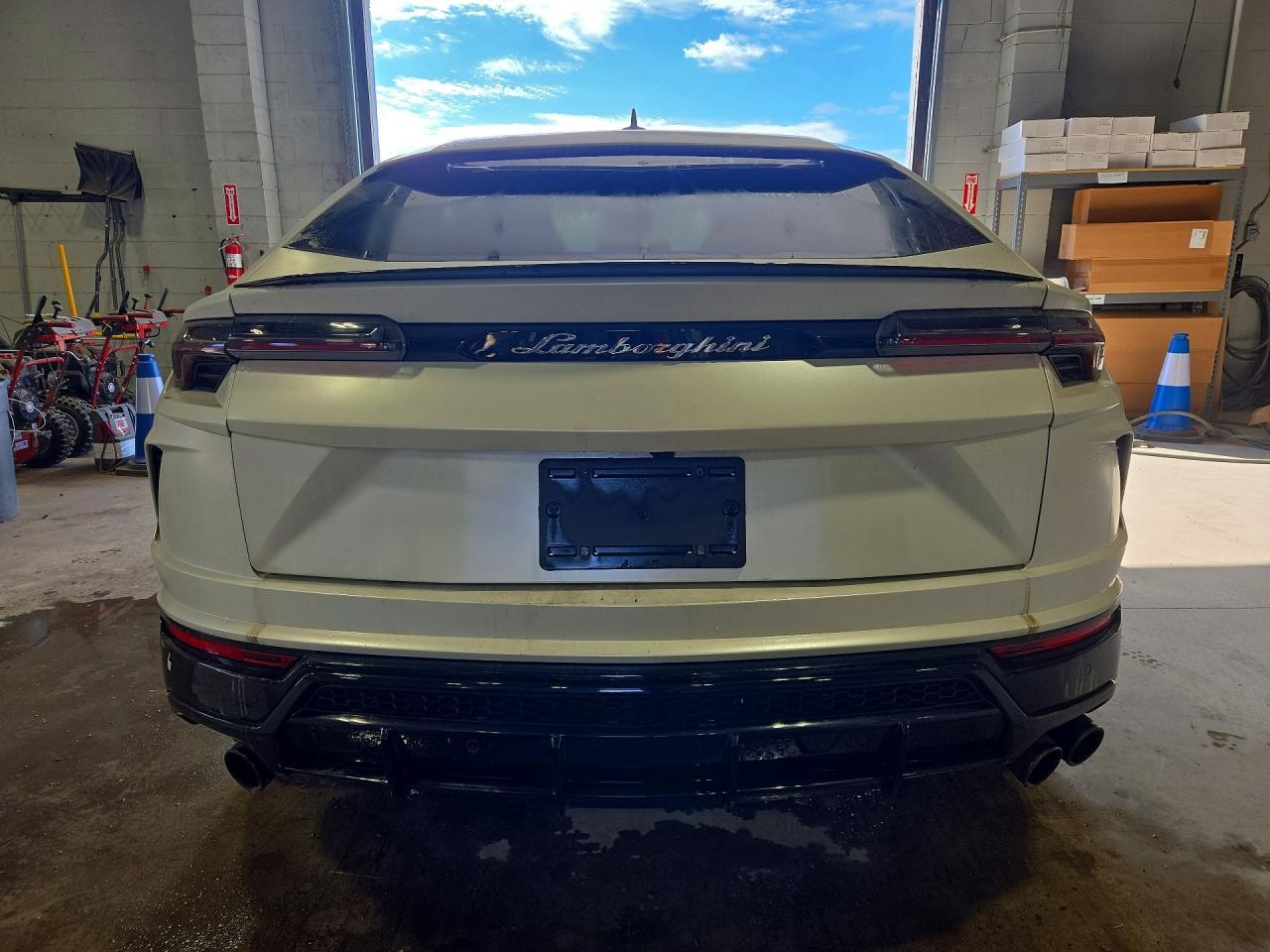 2021 Lamborghini Urus - Фото 6