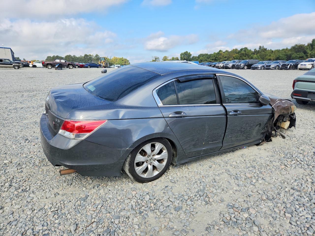 2010 Honda Accord - Image 3
