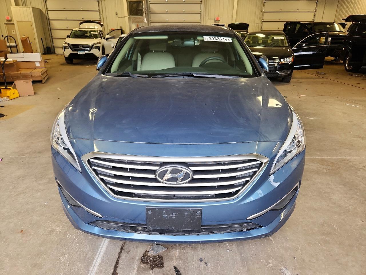 2017 Hyundai Sonata Base - Image 5