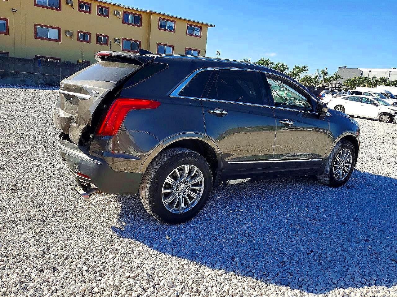 2019 Cadillac Xt5 - Image 3