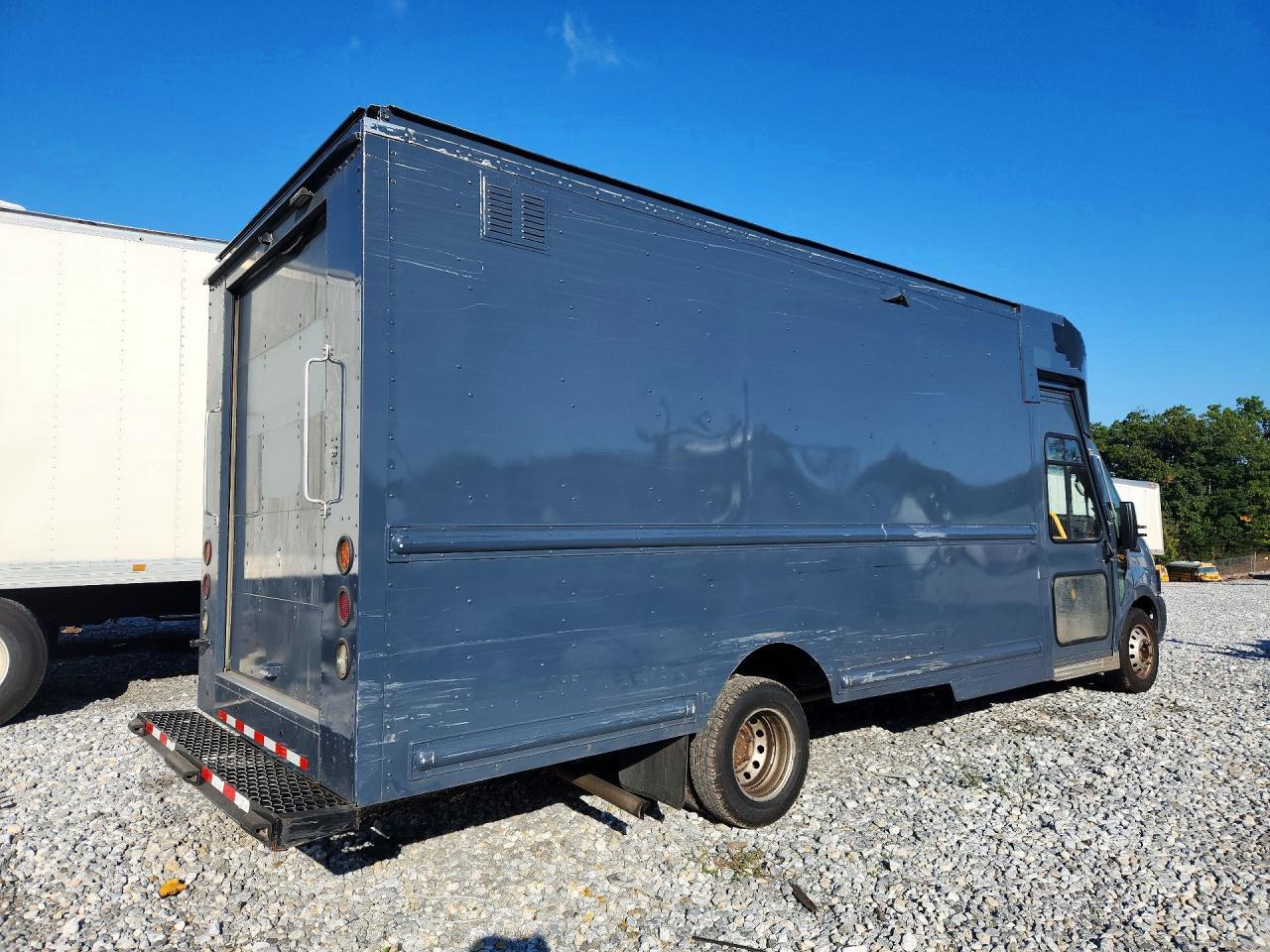 2021 Ford Transit Delivery Truck - Image 3