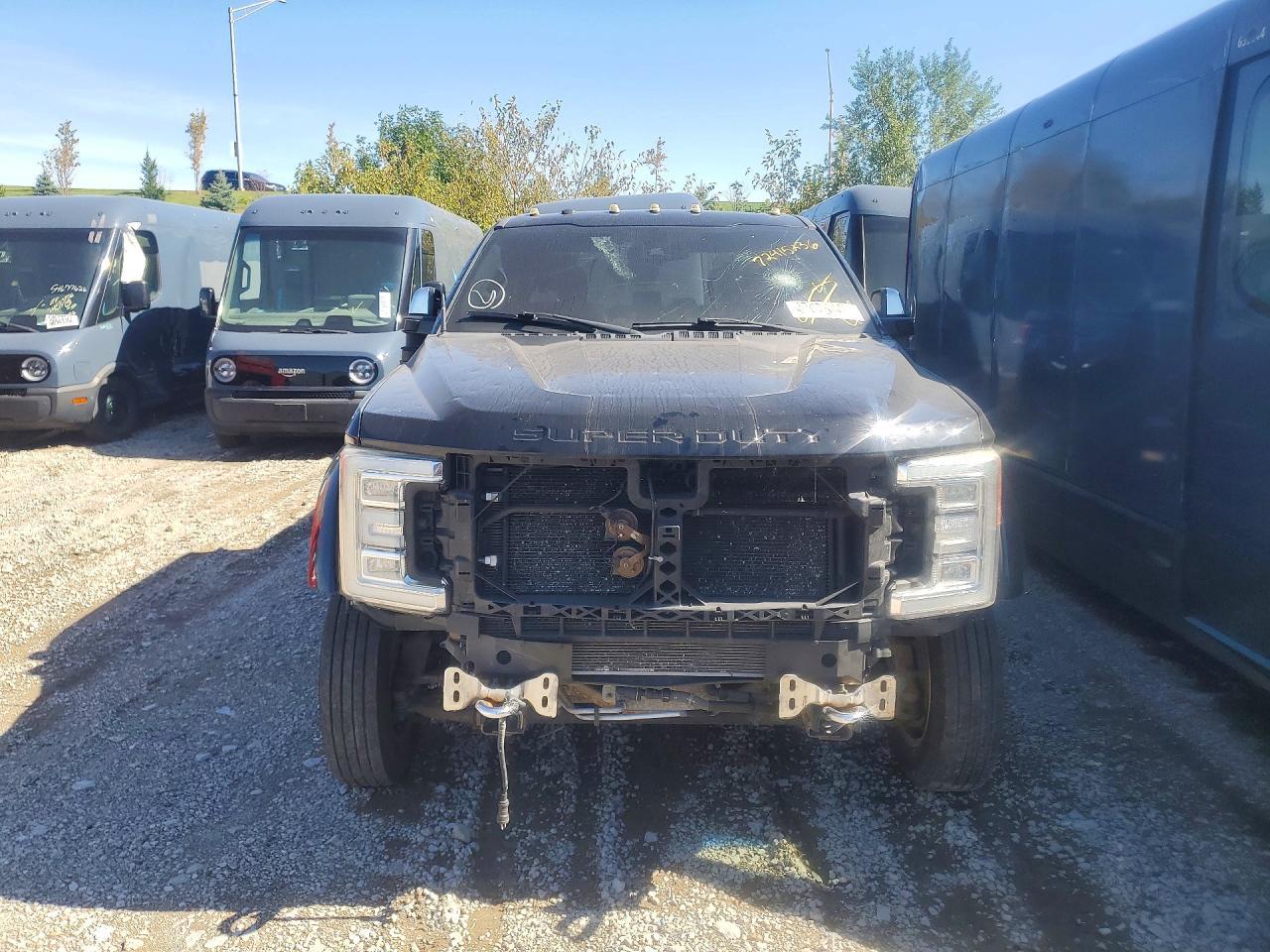 2017 Ford F450 Super Duty - Image 5