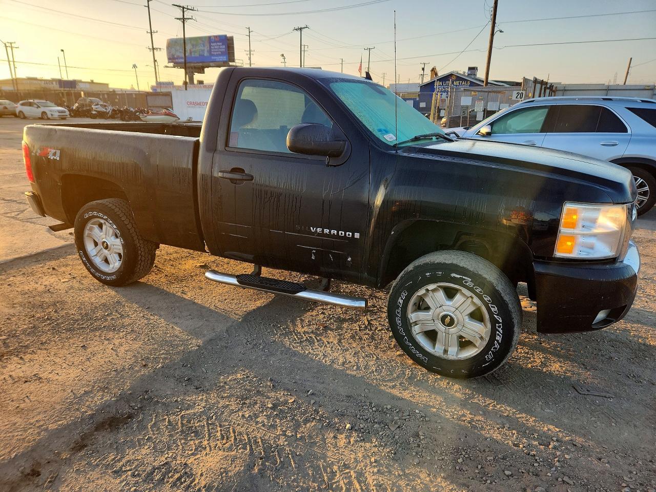 2009 Chevrolet Silverado K1500 Lt - Image 4