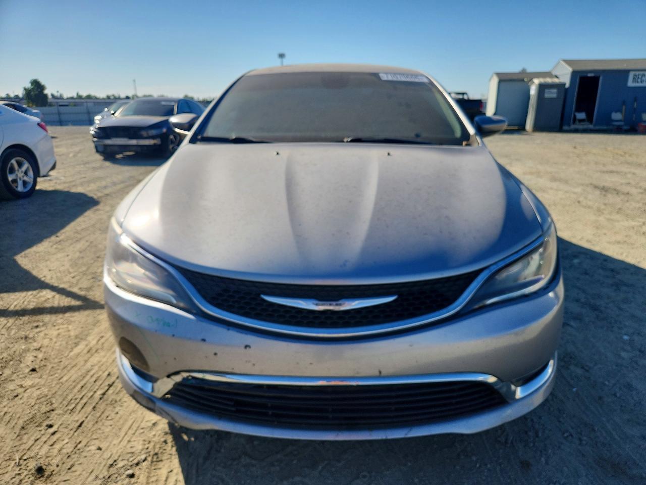 2015 Chrysler 200 Limited - Image 5