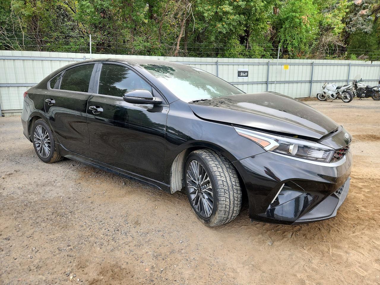 2023 Kia Forte Gt Line - Image 4