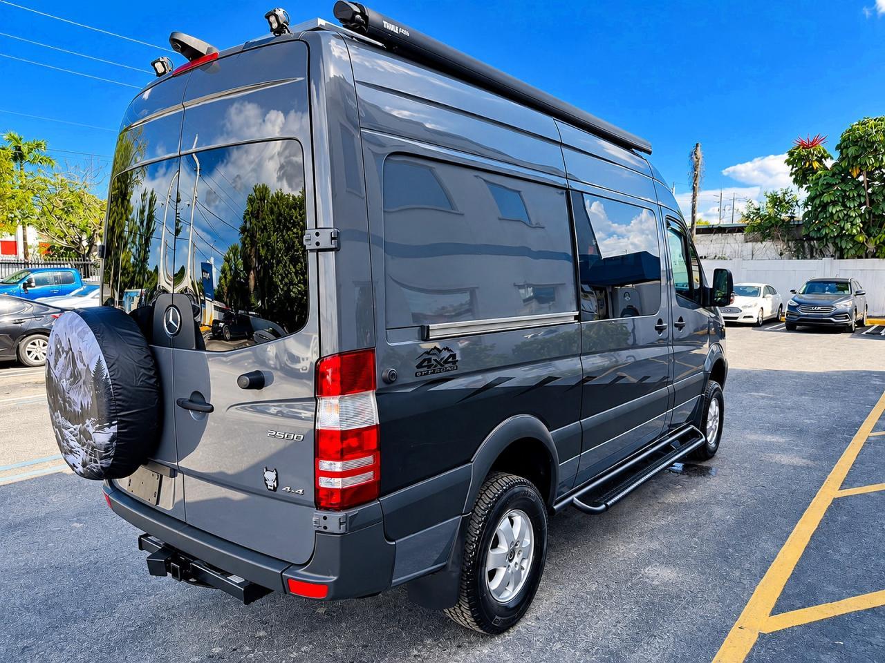 2018 Mercedes-Benz Sprinter 2500 - Image 4