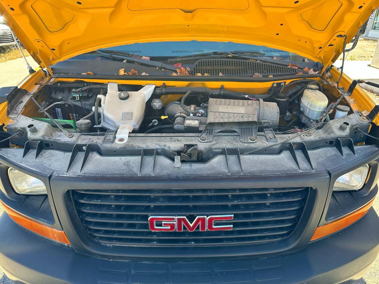 2015 GMC Savana Cutaway G3500 - Фото 7