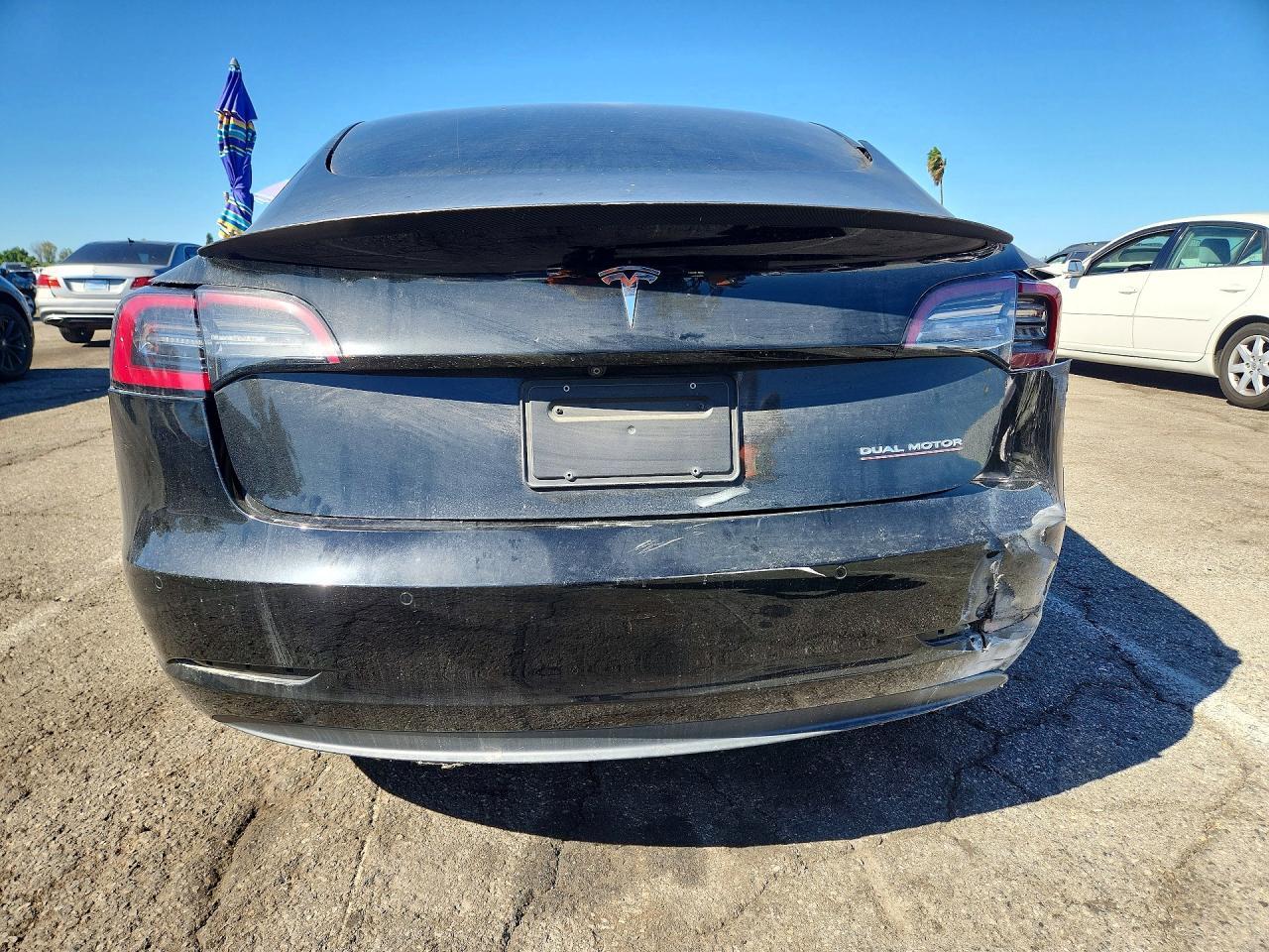 2021 Tesla Model 3 - Фото 6