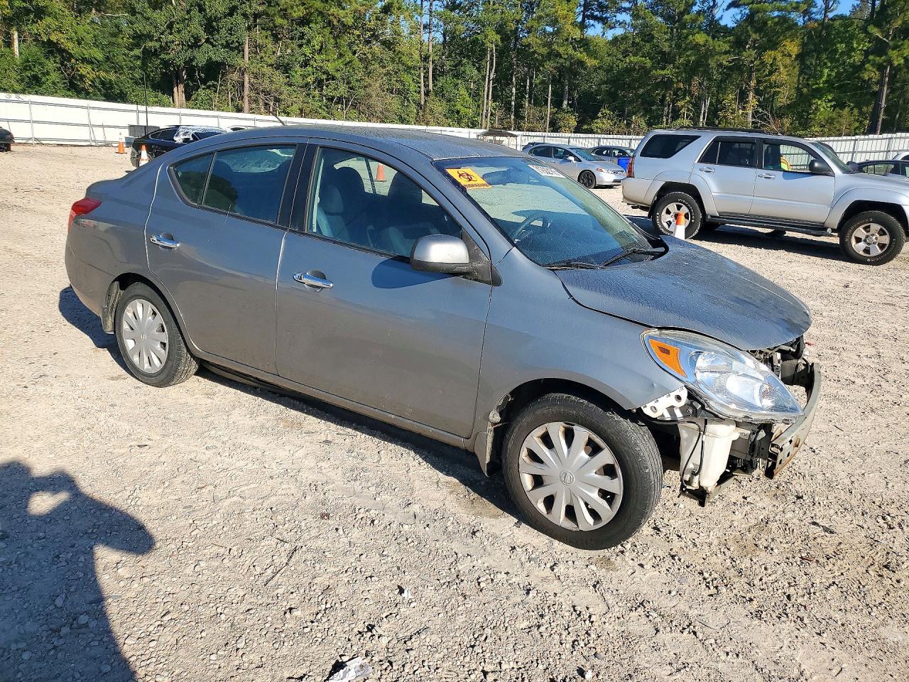 2021 Nissan Versa 1.6 S - Image 4