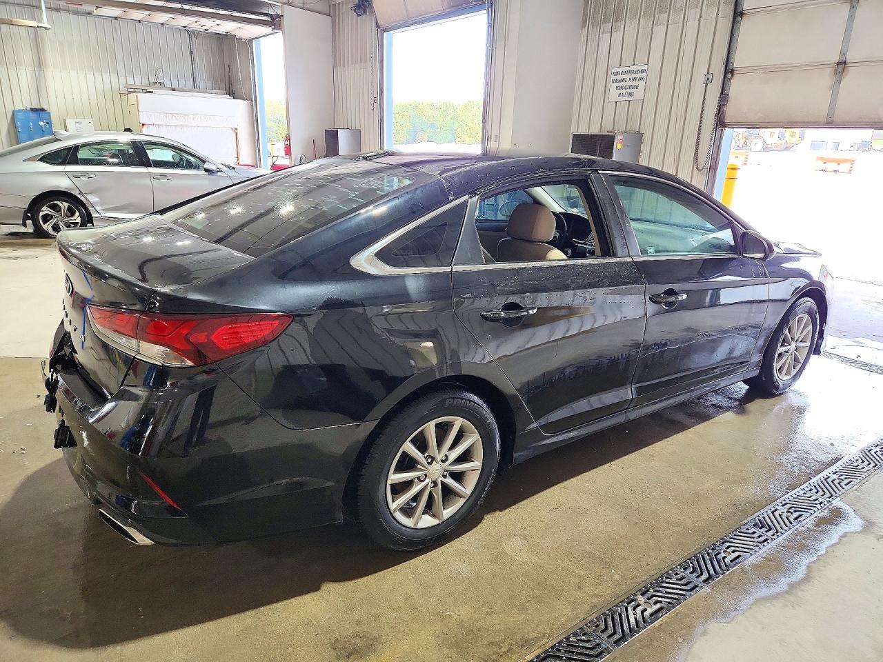 2018 Hyundai Sonata Se - Фото 3