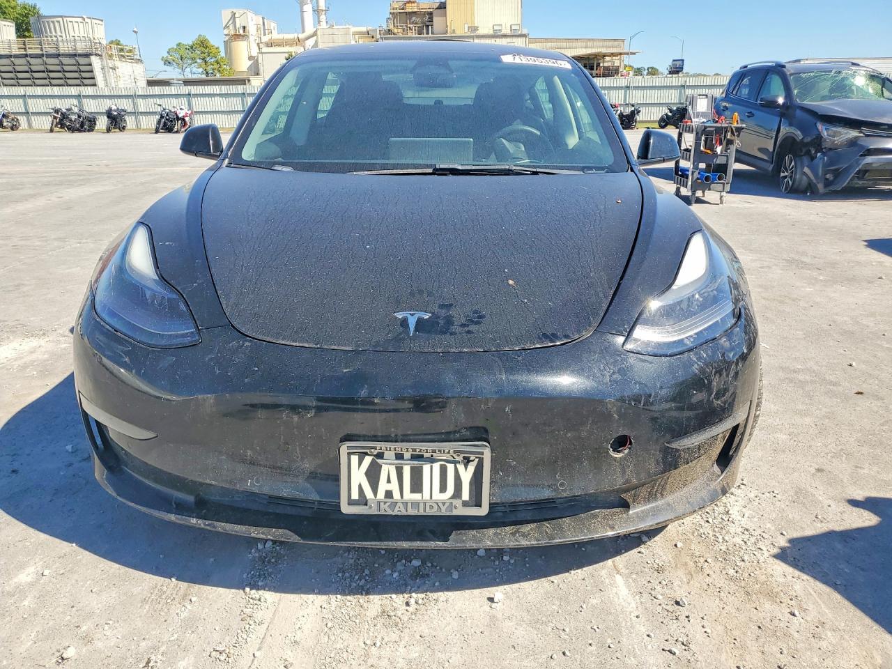 2022 Tesla Model 3 - Фото 5