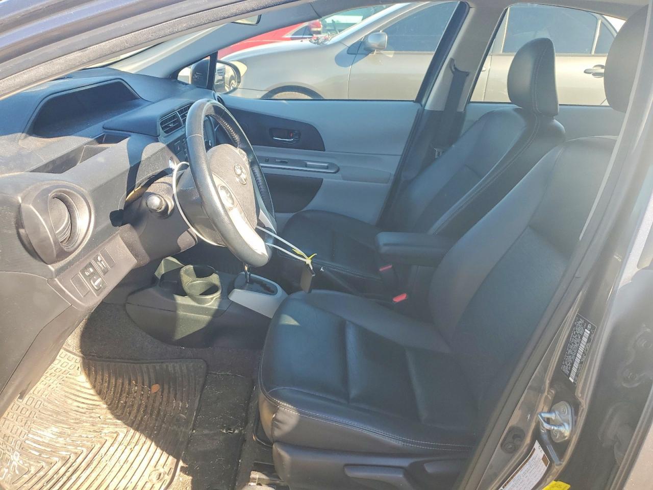 2013 Toyota Prius C Four - Фото 7