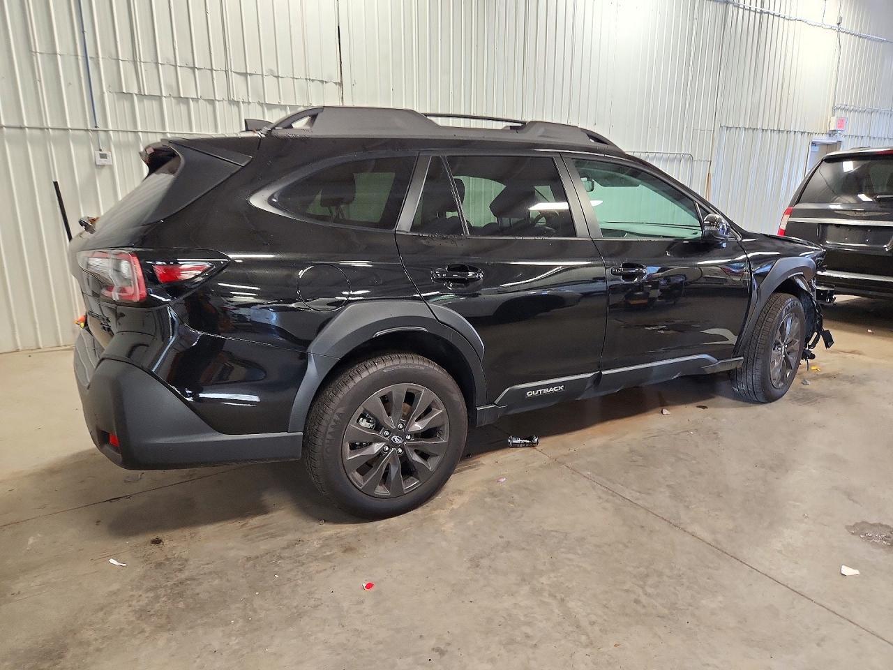 2025 Subaru Outback Onyx Edition Xt - Image 3