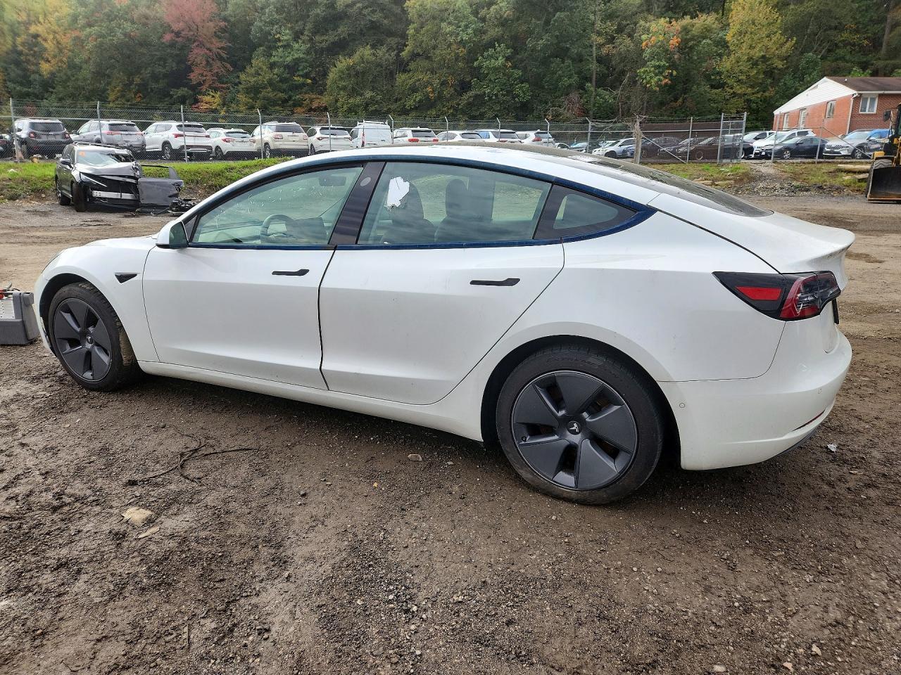 2021 Tesla Model 3 - Фото 2