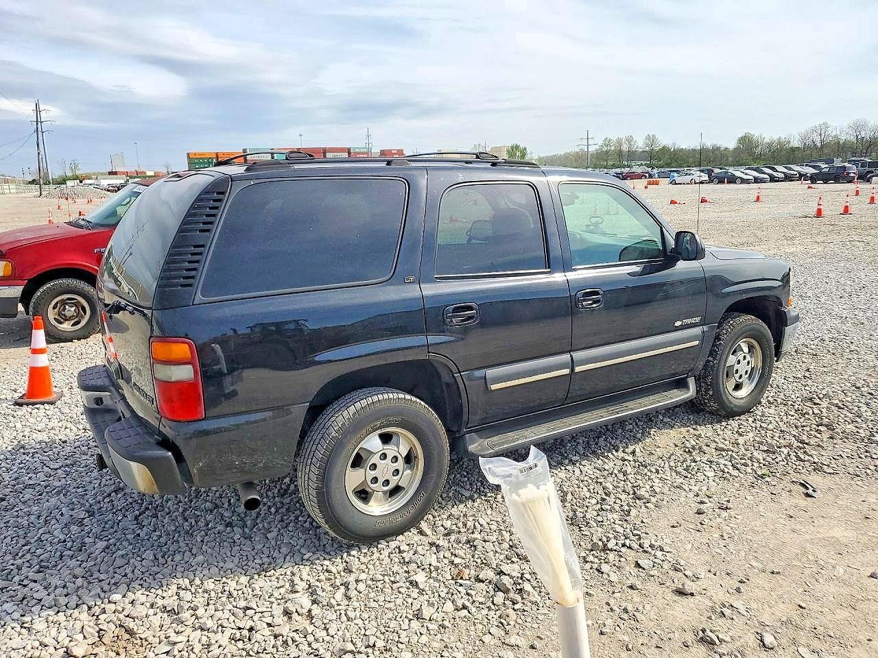 2003 Chevrolet Tahoe K1500 - Фото 3