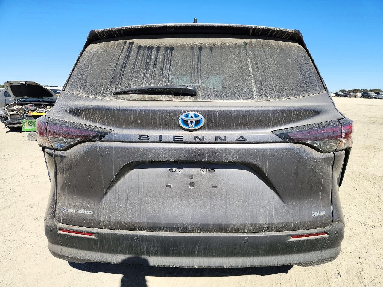 2025 Toyota Sienna Xle 7-Passenger - Фото 6